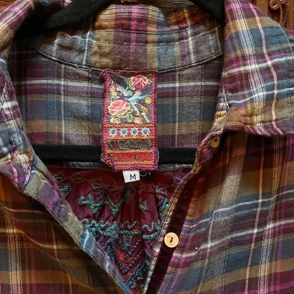 Johnny Was Plaid Embroidered-Back button down shirt, size M - Picture 3 of 3